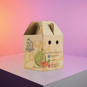 กล่องเมล่อน 1 ลูก คุณชายฟาร์ม – กล่องลูกฟูกพรีเมียม แข็งแรง ทนชื้น ดีไซน์อบอุ่น ถ่ายทอดความสดใหม่และคุณค่าจากฟาร์มคุณชาย เหมาะกับผลไม้สด ของฝาก และสินค้าพรีเมียมคุณภาพ