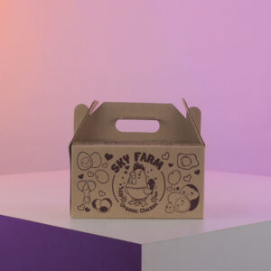 กล่องไข่ไก่ ฟาร์ม SKY FARM ไข่ไก่คุณภาพ – กล่องลูกฟูกพรีเมียม แข็งแรง ปลอดภัย ดีไซน์สะอาด ถ่ายทอดความสดใหม่จากฟาร์มคุณภาพ SKY FARM ไข่ไก่พรีเมียมที่ใส่ใจทุกฟอง